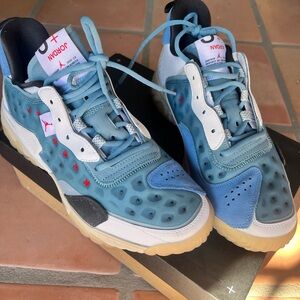 Jordan Delta 2 : Mens Size 9.5 / Womens 11